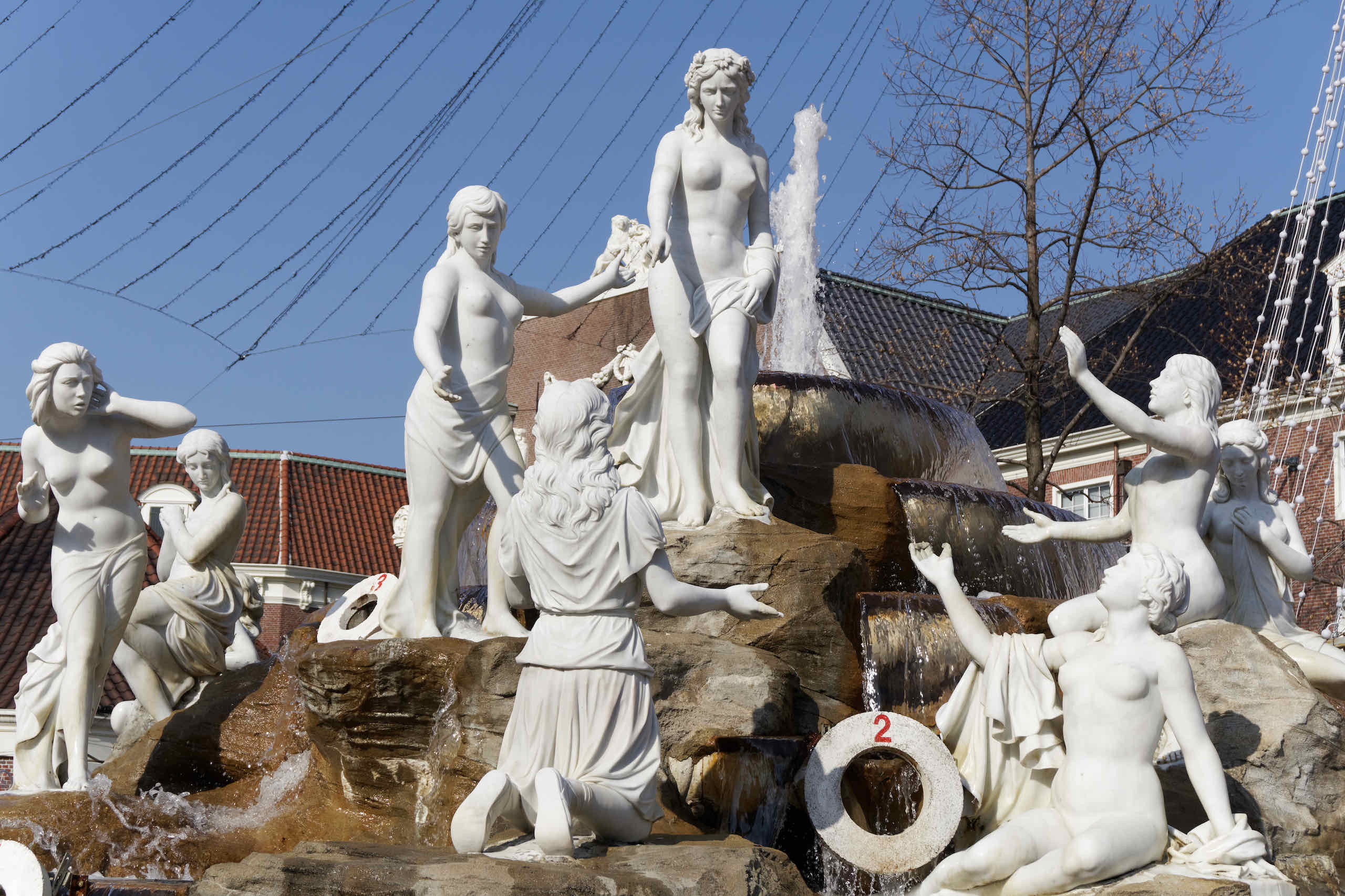 sculptures, fountain square